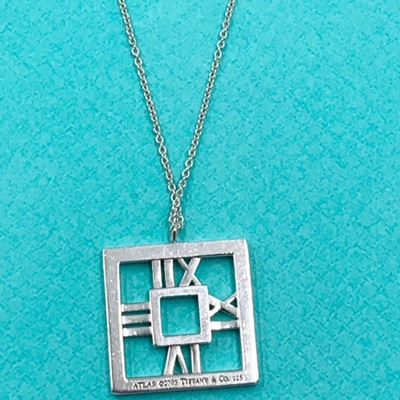 Tiffany & Co. SQUARE NECKLACE IN STERLING SILVER 925 - Picture 2 of 5